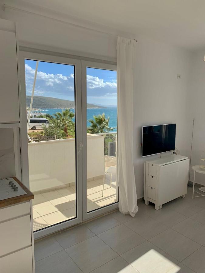 Loli Apartment Luxury White Residence Саранда Экстерьер фото