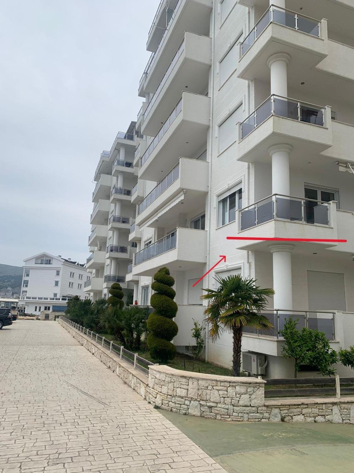Loli Apartment Luxury White Residence Саранда Экстерьер фото